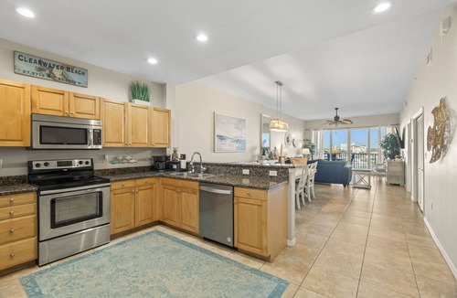 Clearwater Beach Condo | Newly Furnished! Private Balcony! Wi-Fi, Pool, Hot Tub, Free Activities! ~ 506 Harborview Grande
