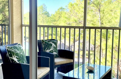 Ole Condo | Newly Furnished Top-Floor 2 Bed/2 Bath Condo in Lely Resort!