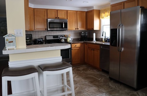 North Beach Haven House | Newly Listed Summer Weekly Rental - First Floor Duplex - 5 Houses from the Beach