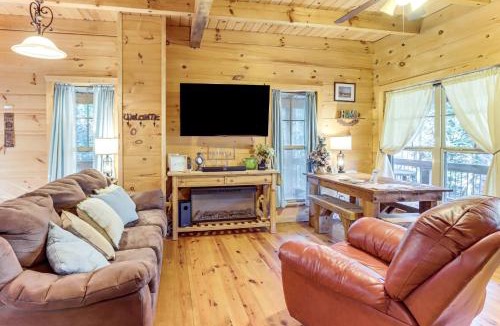 Suches House | Newly Refreshed! Suches Cabin w/Deck, Fire Pit