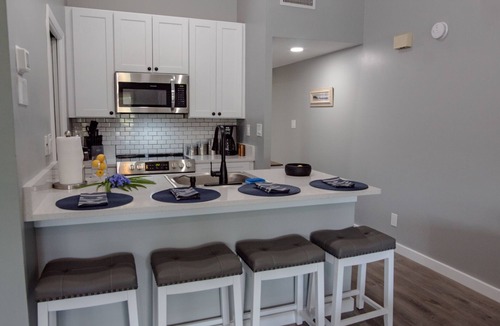 Sawgrass Condo | Newly remodeled Studio Condo across parking lot to Ocean