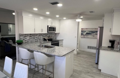 Port Orange House | Newly remodeled 3-bedroom house in Port Orange close to beach & racetrack!
