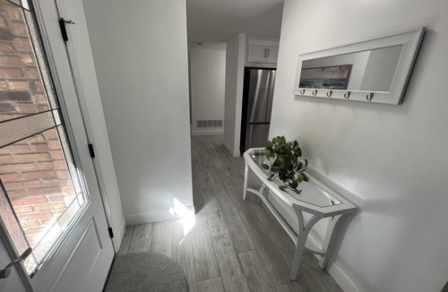 Port Orange House | Newly remodeled 3-bedroom house in Port Orange close to beach & racetrack!