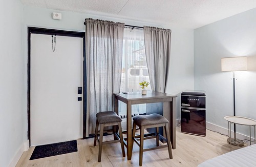 Isles of Capri Condo | Newly remodeled condo on Marco Island with grill & W/D access