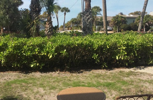 Longboat Key Condo | Newly Remodeled! Directly Across from Beach ~ Condo