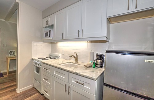 Sanibel Cottage | Newly remodeled Parakeet cottage! Walking distance to beach, restaurants, shops!