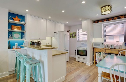 St. Pete Beach Condo | Newly Remodeled Poolside Condo with Gorgeous Ocean-Front View - Sleeps 8