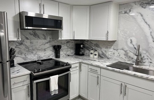 New Port Richey House | Newly Remodeled Modern Home
