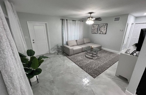 New Port Richey House | Newly Remodeled Modern Home