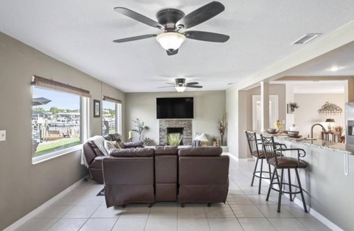 Flor-a-mar House | Newly REMODELED WATERFRONT home close to shops, beaches and FLORIDA ATTRACTIONS