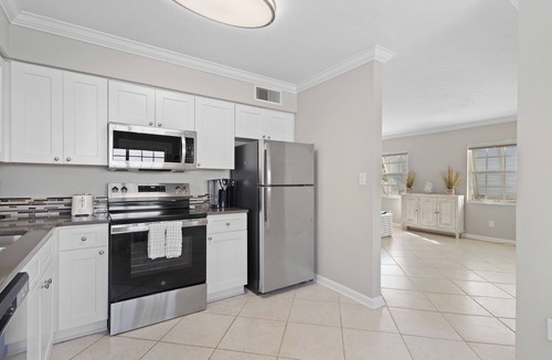 Whitney Beach Condo | Newly Renovated 1BR! Stylish Beach Getaway-Cabana Beach Club #5 Resort by RVA