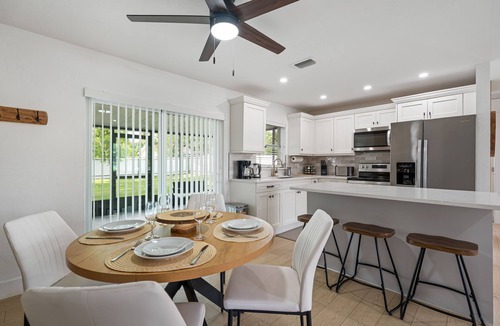 Fort Myers Shores House | Newly renovated 3BR/2BA home with modern finishes, fast WiFi, central A/C,