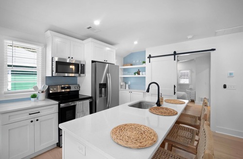Northwest Quadrant House | Newly Renovated Coastal Cottage - Downtown Beaufort
