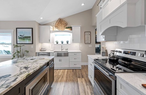 Mills River House | Newly renovated, convenient to area attractions yet very serene