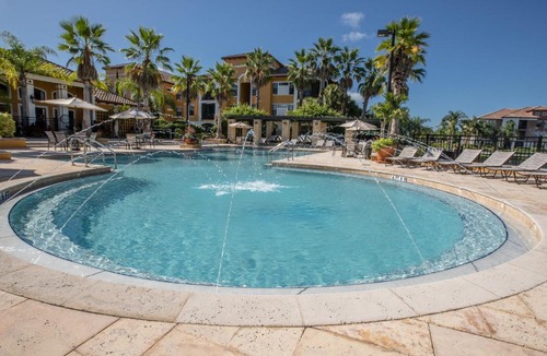 Sarasota Apartment | Newly Renovated Serenata Sarasota Condo