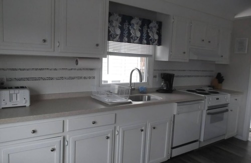 Barnegat Light Apartment | Nice apartment in Barnegat Light with 3 Bedrooms and WiFi