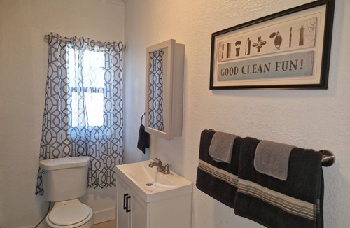 St. Petersburg - Clearwater Hotel | Nice renovated one bedroom apartment Sunny Days Motel 3