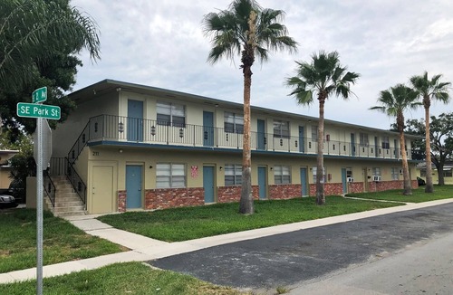 Dania Beach Apartment | Nice Studio Suite - Minutes from everything