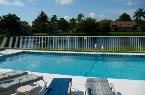 Cypress Lakes Estates Villa | Nicely Furnished 3 Bed/2 Bath Villa, Near Shopping, Dining, & Beaches.