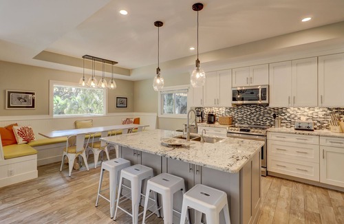 Sea Pines House | Nicely Renovated BEAUTIFUL Dog Friendly Sea Pines Home w/a Private Pool!
