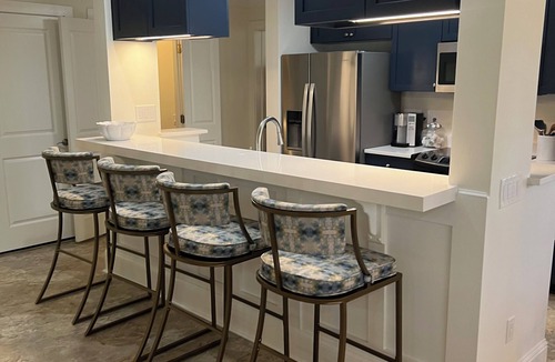 Lake Oconee Condo | nNewly renovated 2BR 2 B condo in charming Greensboro, GA.