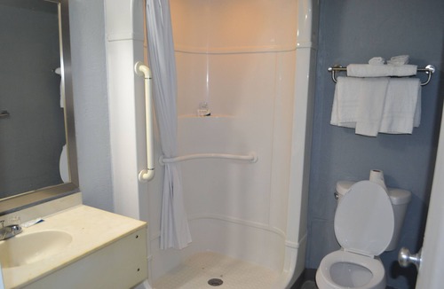 Northside Hotel | Noble Suites Jacksonville