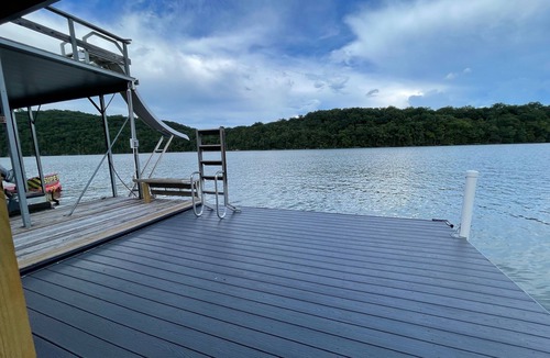 La Follette House | NORRIS LAKE FRONT RENTALS : CAMP RUN A MUK-LAKE FRONT with PRIVATE DOCK