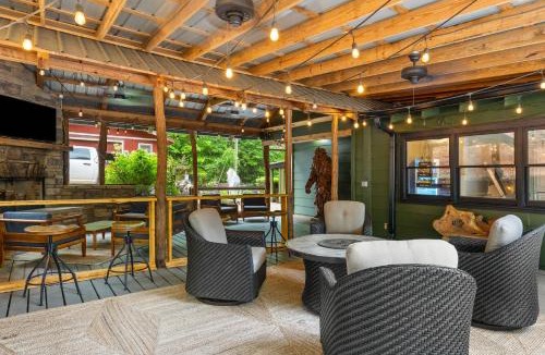 Clarkesville Cabin | North 40 Lodge and Cabin