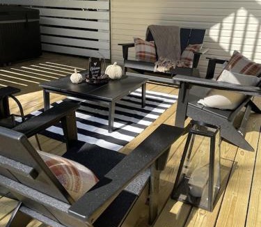 Jose's Hideaway House | NORTH CAPTIVA ISLAND Steps to Private Gulf Beaches Pools Hot Tub Golf Cart