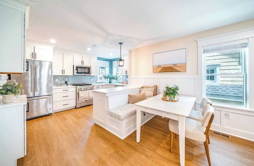 North End Condo | North End Gem 3BR/2BA - Steps to Beach & Boardwalk