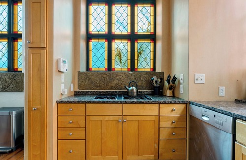 Cannonborough Elliotborough House | NY Times Featured Charming Home | Tully Alley
