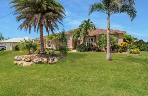 Gulf Cove House | O6ERS Serene Private Pool Home