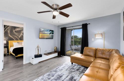Titusville Apartment | Oasis 316 - Palm Paradise