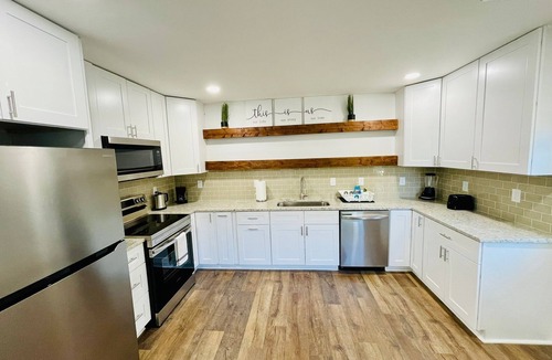 Mableton House | 🌳 Oasis at Pine Forest 🌳 3 BR Private House FirePit