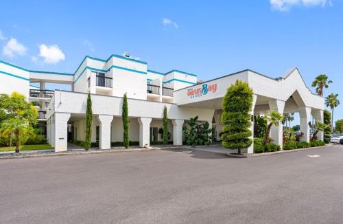 Terrace Park Hotel | OASIS BAY SUITES, Tampa, Busch Gardens, USF