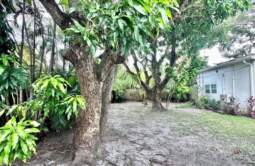 Coral Way House | Oasis centrally located minutes from Brickell, Coral Gables, South beach
