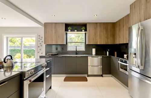 South Middle River House | Oasis with Insane Outdoor Area Near Wilton Manors