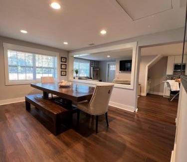 Whitemarsh Island House | Oatland Island Family Cottage 10 minutes from Tybee Island and Historic Savannah