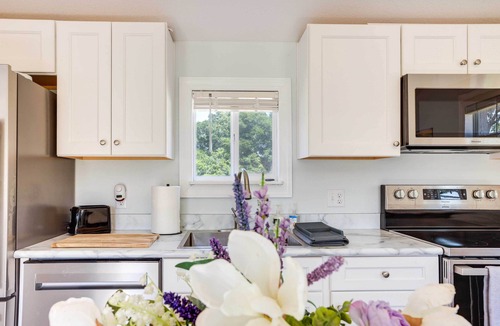 Fellowship House | Ocala Tiny Home on 10-Acre Farm Near WEC!