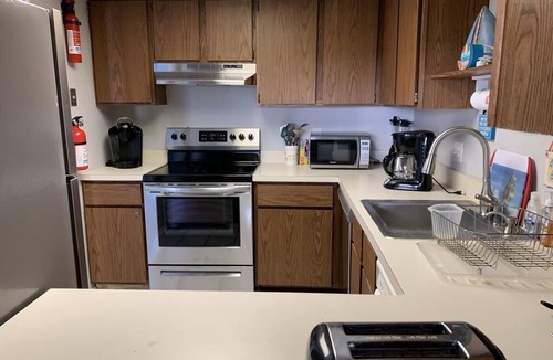 Ship Bottom Condo | Ocean Block. Ship Bottom. Pool. Beach Badges. WIFI. Washer & Dryer. 12186