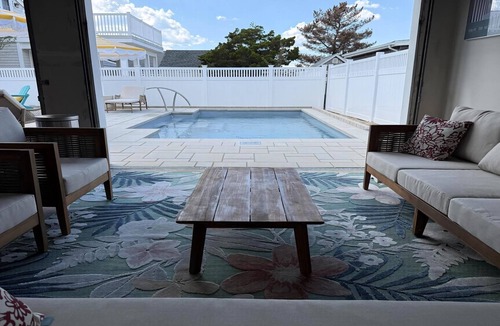 The Dunes House | OCEAN BLOCK single family home. Close to the Beach!