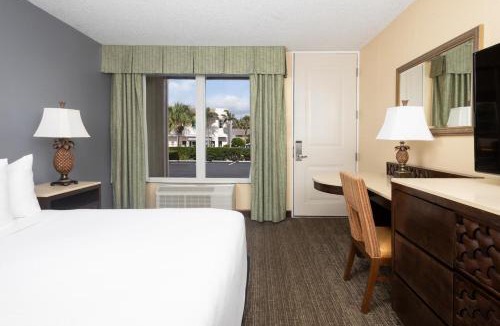 Central Beach Resort | Ocean Breeze Inn Vero Beach