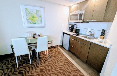 Atlantic City Apartment | Ocean Front & Casino Comfy Queen Bed