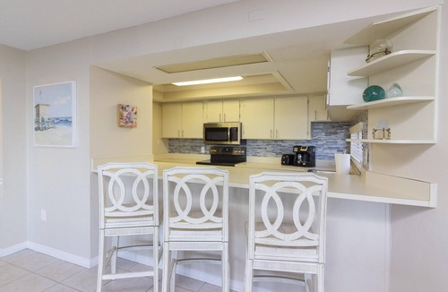 Butler Beach Condo | Ocean Front Condo ~ Great Views~ 3 King Beds!