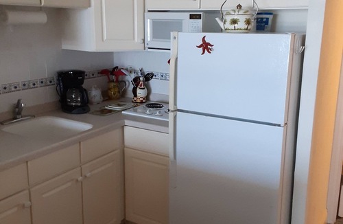 Ortona Park Condo | Ocean Front Condo.Magnificent Beach View.1B 1B 680 Sqft. Sleep 4 Pools not Open