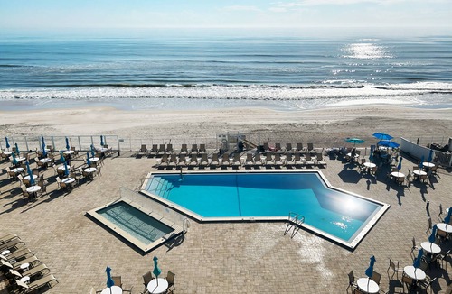 Ortona Park Apartment | Ocean Front Resort w/Beachfront Pool & Beach Access - Studio Unit