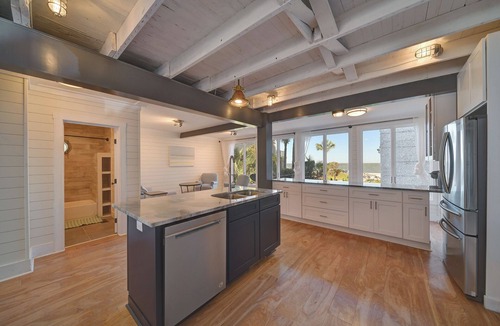 Saint Simons Island House | Ocean Front Pool! 4BR house near village sleeps 10