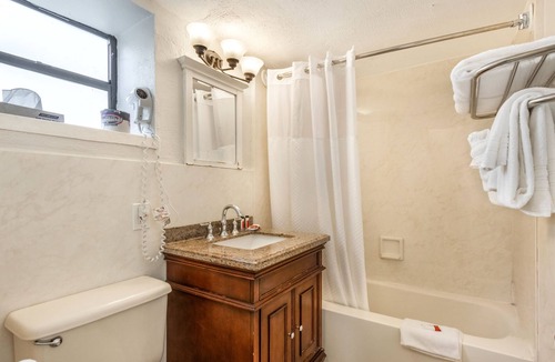 Bermuda Riviera Hotel | Ocean Reef Hotel