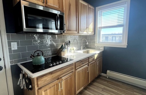 Atlantic City Apartment | Ocean Rendezview- Beach Block! Boardwalk & Fun