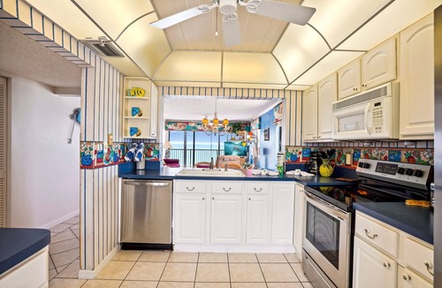 Madeira Beach Condo | Ocean Sands 708 - Beach front with gorgeous views, uniquely decorated!